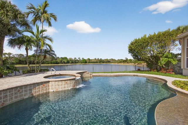 248 Porto Vecchio Way, Palm Beach Gardens, FL 33418