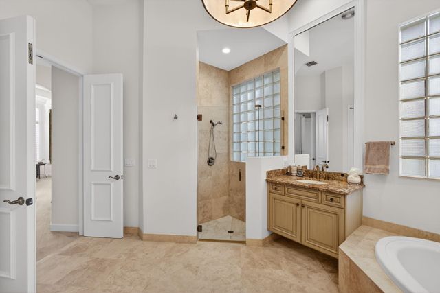 248 Porto Vecchio Way, Palm Beach Gardens, FL 33418