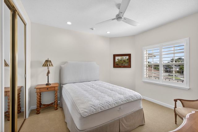 248 Porto Vecchio Way, Palm Beach Gardens, FL 33418