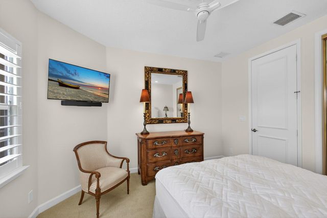 248 Porto Vecchio Way, Palm Beach Gardens, FL 33418