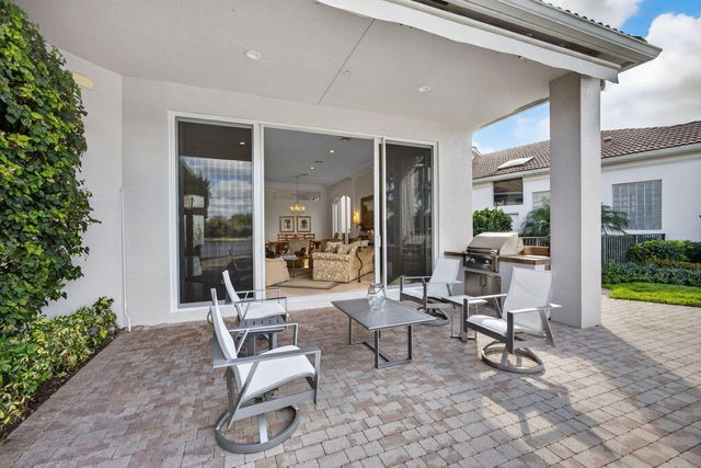 248 Porto Vecchio Way, Palm Beach Gardens, FL 33418