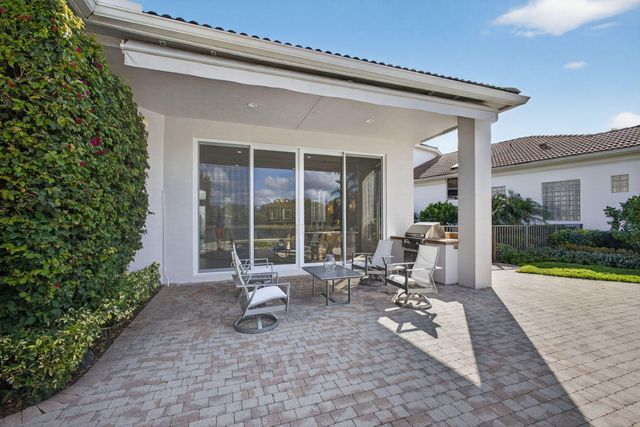 248 Porto Vecchio Way, Palm Beach Gardens, FL 33418