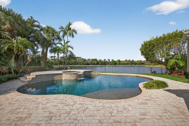 248 Porto Vecchio Way, Palm Beach Gardens, FL 33418