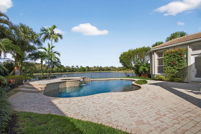 248 Porto Vecchio Way, Palm Beach Gardens, FL 33418