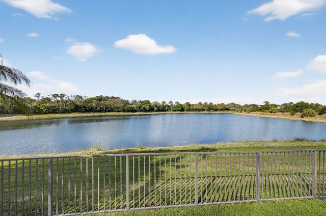 248 Porto Vecchio Way, Palm Beach Gardens, FL 33418