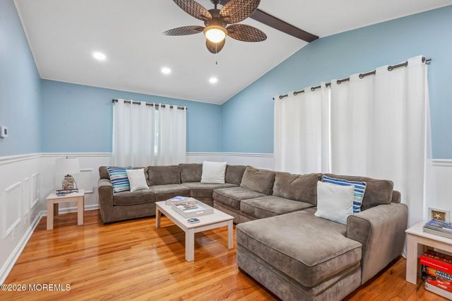 803 Trenton Avenue, Point Pleasant Beach, NJ 08742