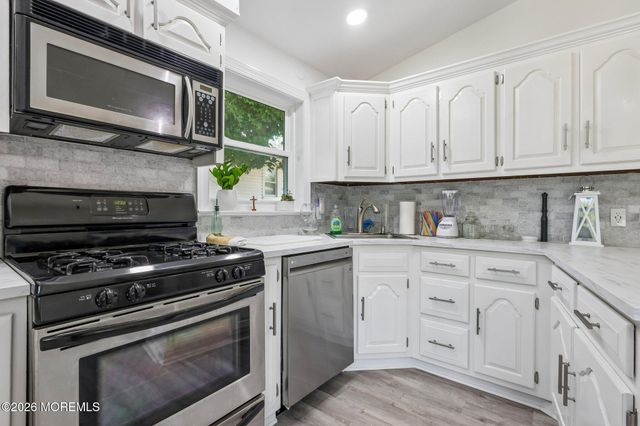 803 Trenton Avenue, Point Pleasant Beach, NJ 08742