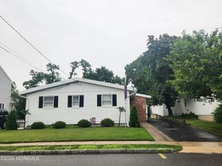 803 Trenton Avenue, Point Pleasant Beach, NJ 08742