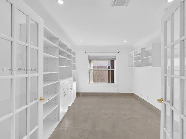 4966 SW 33rd Ter, Hollywood, FL 33312