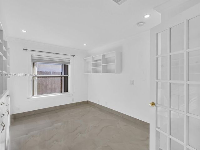 4966 SW 33rd Ter, Hollywood, FL 33312