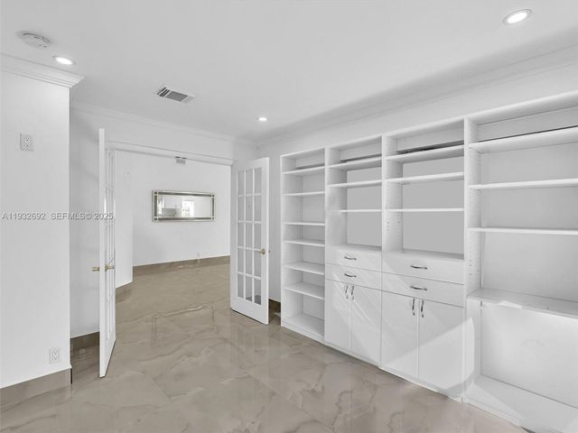 4966 SW 33rd Ter, Hollywood, FL 33312