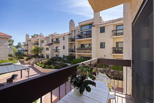 8180 Manitoba Street 255, Playa Del Rey, CA 90293