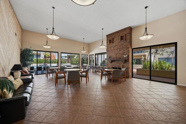 8180 Manitoba Street 255, Playa Del Rey, CA 90293