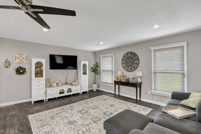 5047 Shady Moss Lane, North Ridgeville, OH 44039