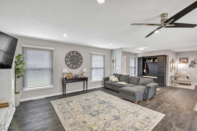 5047 Shady Moss Lane, North Ridgeville, OH 44039