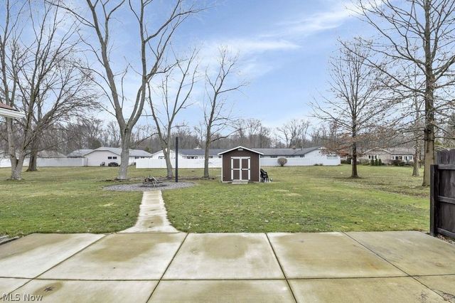 5047 Shady Moss Lane, North Ridgeville, OH 44039