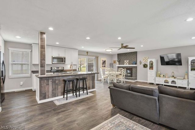 5047 Shady Moss Lane, North Ridgeville, OH 44039