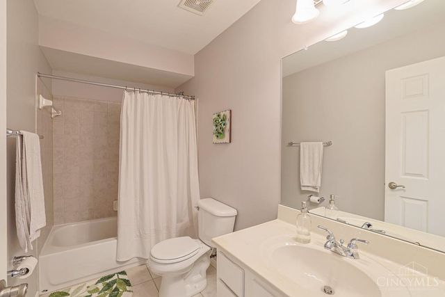6809 Stewart Road, Columbia Twp, OH 45236