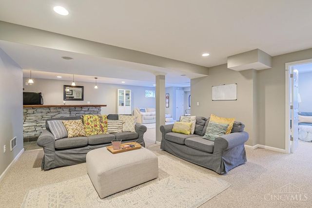 6809 Stewart Road, Columbia Twp, OH 45236