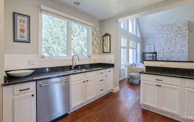 6809 Stewart Road, Columbia Twp, OH 45236