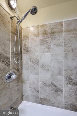 2263 MANOR RD, York, PA 17408