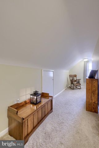 2263 MANOR RD, York, PA 17408