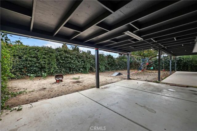 1524 N Valley, Banning, CA 92220