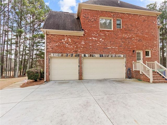 2360 Ivey Oaks Pl, Stone Mountain, GA 30087