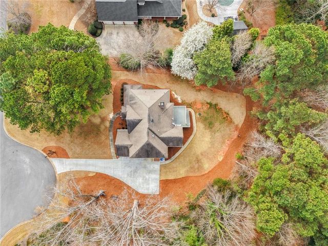 2360 Ivey Oaks Pl, Stone Mountain, GA 30087