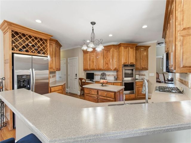 2360 Ivey Oaks Pl, Stone Mountain, GA 30087