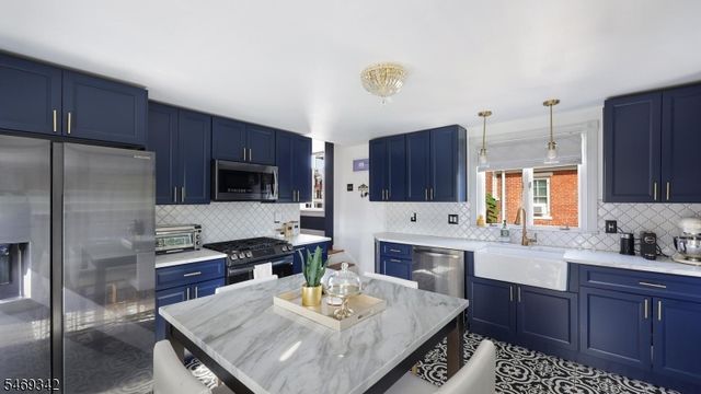 152 Main St, Flemington Boro, NJ 08822