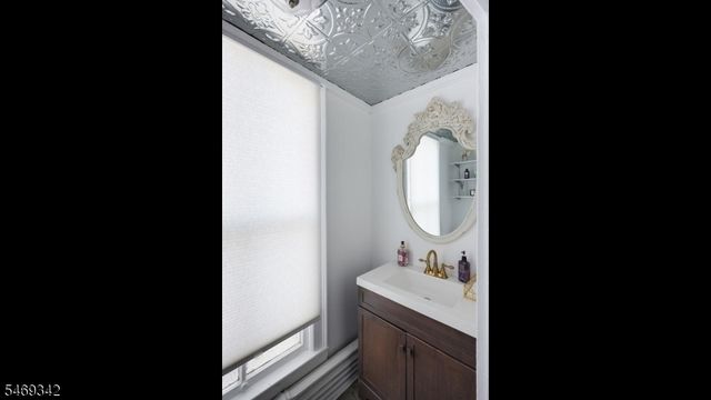 152 Main St, Flemington Boro, NJ 08822