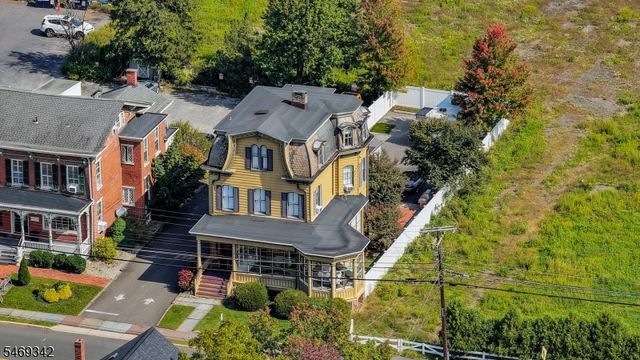 152 Main St, Flemington Boro, NJ 08822