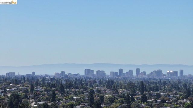 605 Sea View Dr, El Cerrito, CA 94530