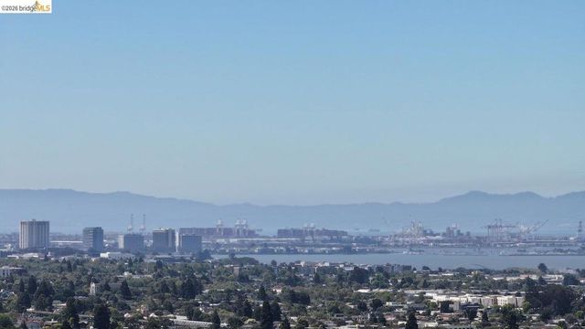 605 Sea View Dr, El Cerrito, CA 94530