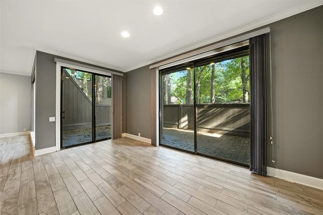 171 Litchfield Lane, Houston, TX 77024