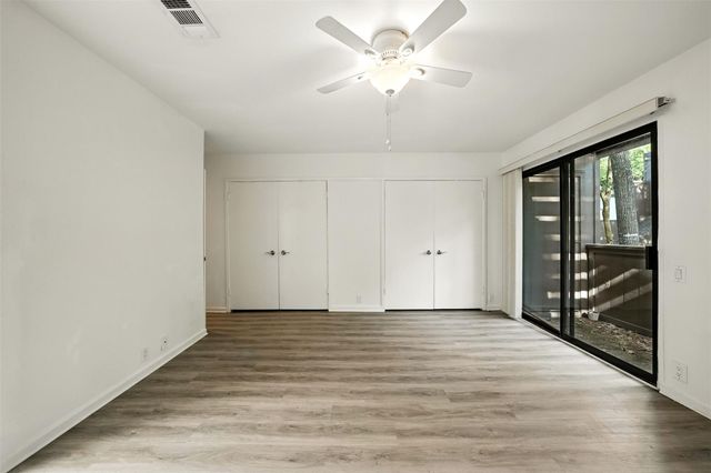 171 Litchfield Lane, Houston, TX 77024