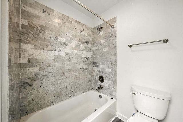 171 Litchfield Lane, Houston, TX 77024