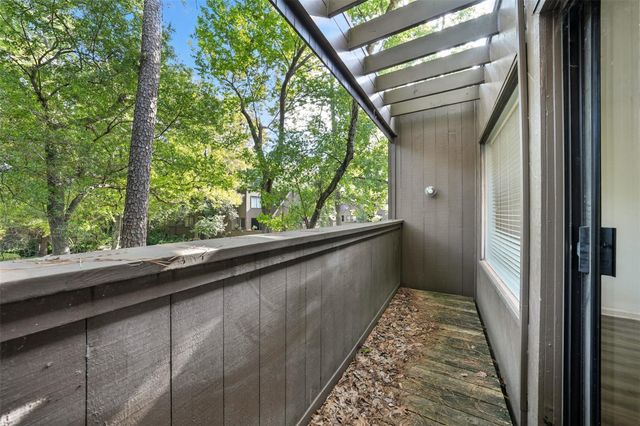 171 Litchfield Lane, Houston, TX 77024