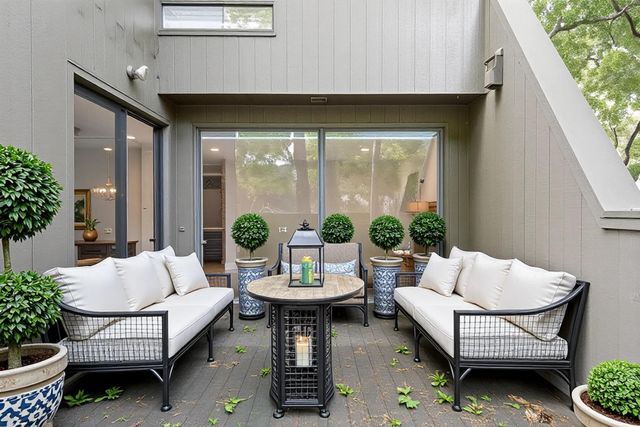 171 Litchfield Lane, Houston, TX 77024