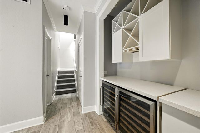 171 Litchfield Lane, Houston, TX 77024