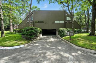 171 Litchfield Lane, Houston, TX 77024