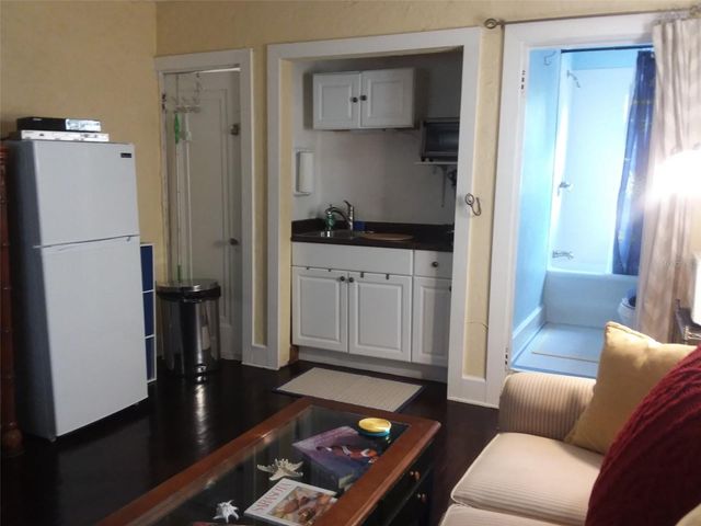 322 BUENA VISTA AVENUE, Sarasota, FL 34243