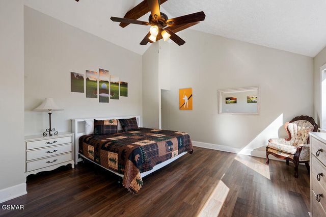 1106 Tanrac Trail, Gatlinburg, TN 37738