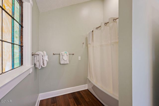 1106 Tanrac Trail, Gatlinburg, TN 37738