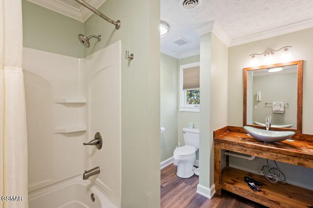 1106 Tanrac Trail, Gatlinburg, TN 37738