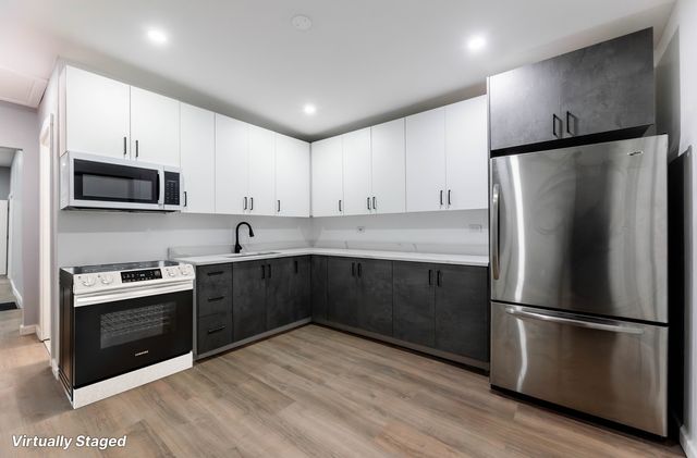 5527 S loomis Boulevard, Chicago, IL 60636