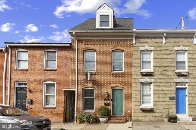 1104 S CURLEY ST, Baltimore, MD 21224