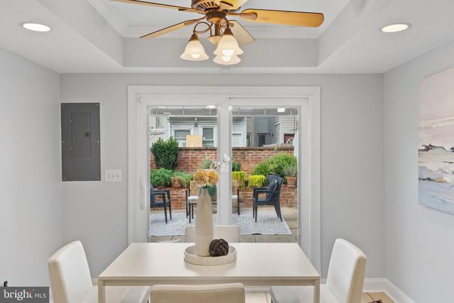 1104 S CURLEY ST, Baltimore, MD 21224