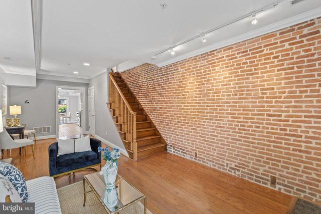 1104 S CURLEY ST, Baltimore, MD 21224